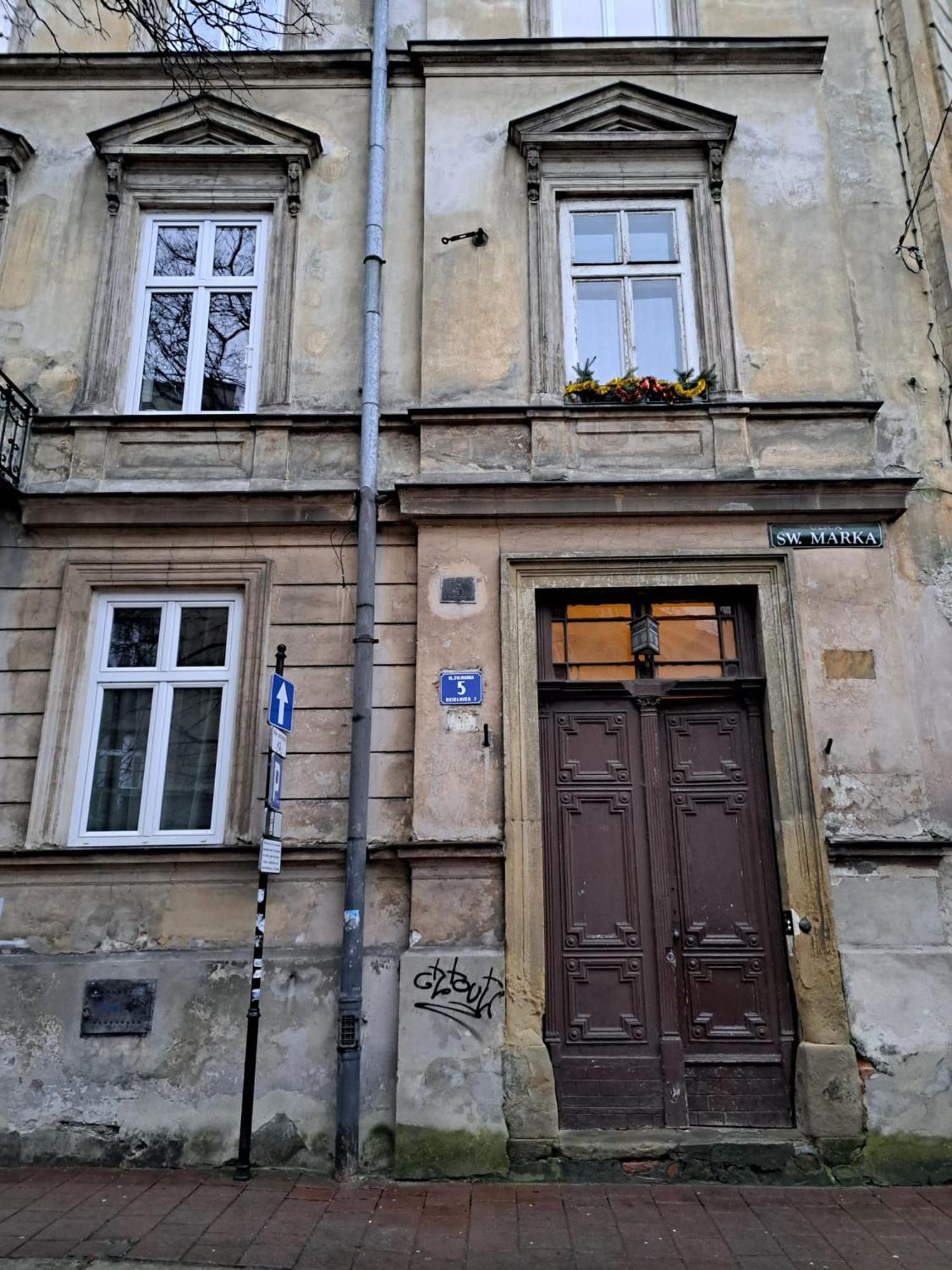 St. Mark's Square Apartment *